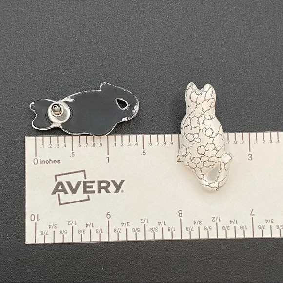 Crackle Cat Earnings Perched - Picture 2 of 8